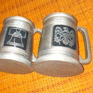 2 vintage promotional bicentennial mugs made by Reynolds aluminum company